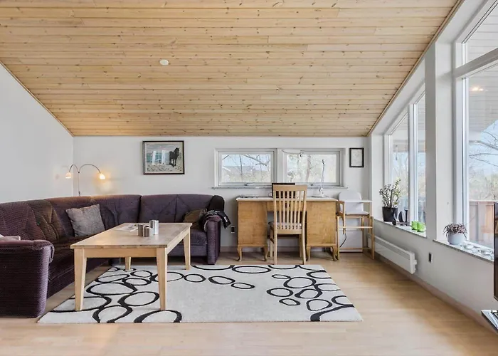 7349-bogo-by-kvaernen-49 * Bogø By